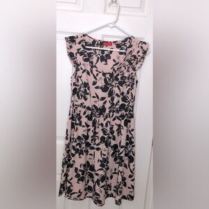 Elle Black And Pink Mini Floral Dress Large Flowers Short Ruffled Sleeve